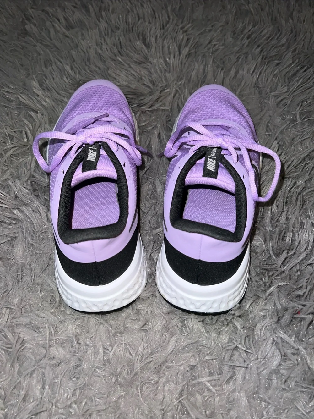 Nike Revolution 5 GS - Lilac - Picture 4 of 8